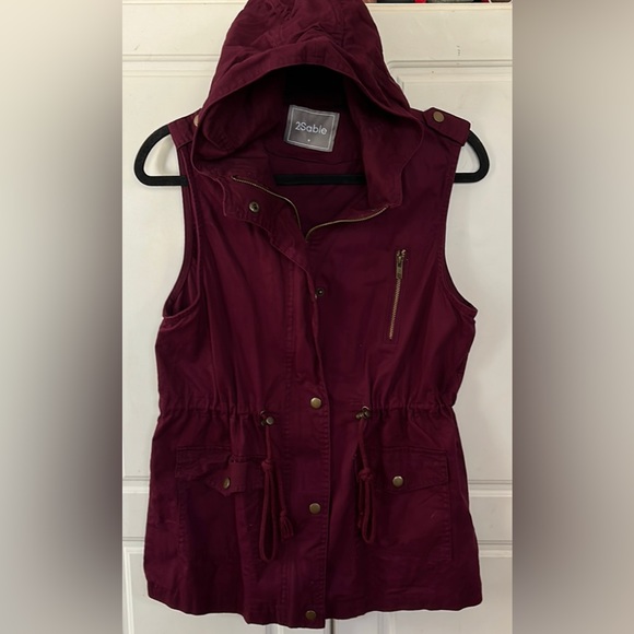 2SABLE💫Women’s Burgundy Military Drawstring Hoodie Vest - Picture 4 of 13